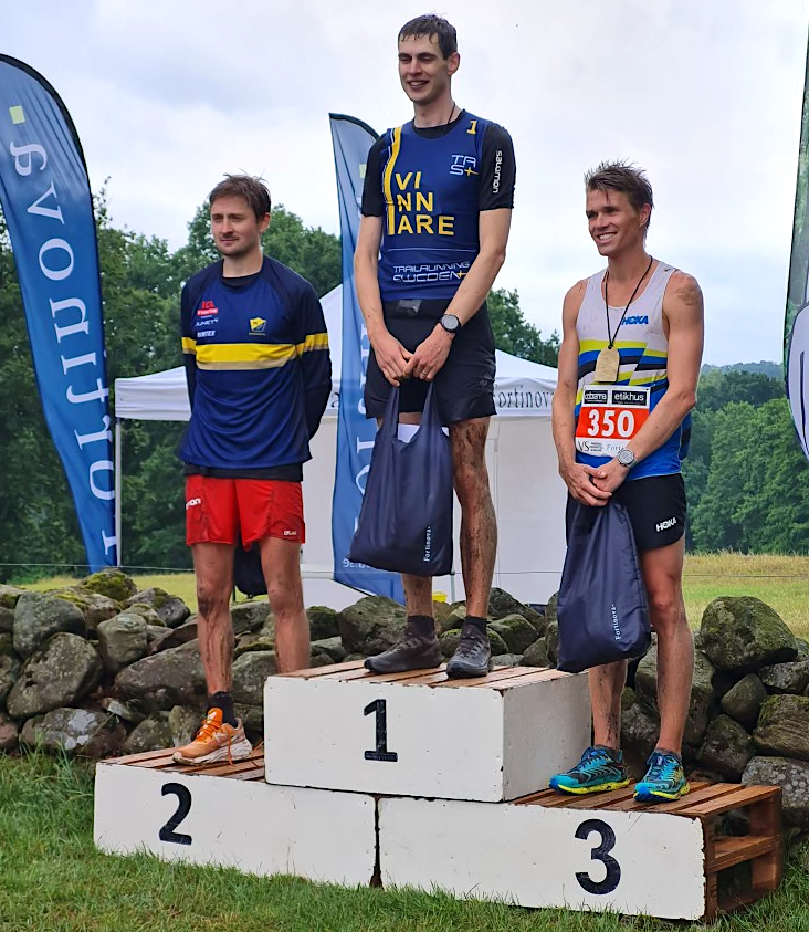 Benjamin Claesson Dubbelseger för Team Gbg Trail genom Gelfgren och Fridolfsson i ...